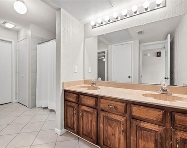1031 Signal Ridge Place - Photo Thumbnail 10