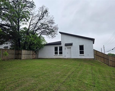 3202 Noor Street - Photo Thumbnail 14