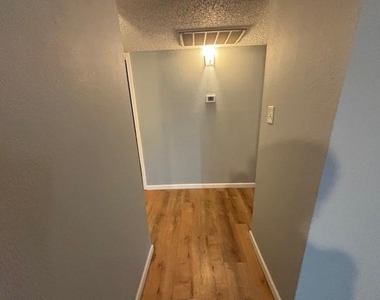 5025 Winder Court - Photo Thumbnail 5