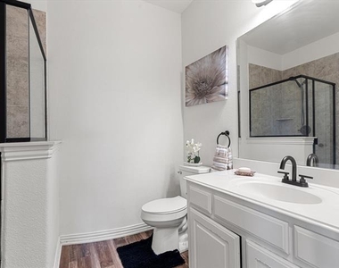 1506 Hennessey Drive - Photo Thumbnail 23