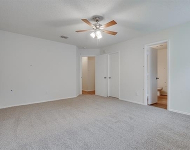 1428 Atkins Street - Photo Thumbnail 10