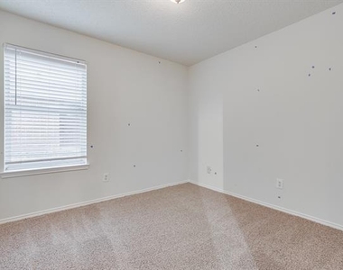 1428 Atkins Street - Photo Thumbnail 13