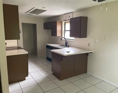 7420 Meadow Creek Drive - Photo Thumbnail 2