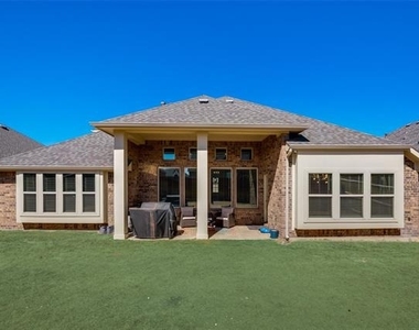 1228 Carinna Drive - Photo Thumbnail 26