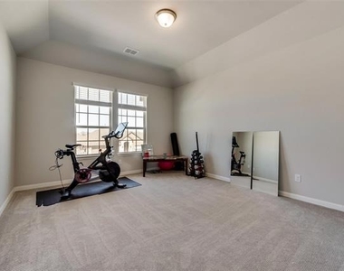 1228 Carinna Drive - Photo Thumbnail 24