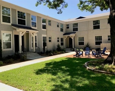6304 Prospect Avenue - Photo Thumbnail 20