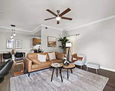 7250 W Greens Road - Photo Thumbnail 14