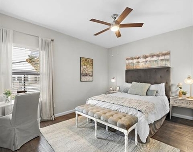 7250 W Greens Road - Photo Thumbnail 11