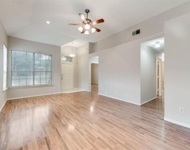 10104 Burgundy Drive - Photo Thumbnail 2