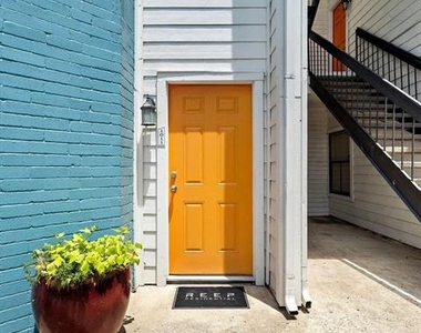 7250 W Greens Road - Photo Thumbnail 15