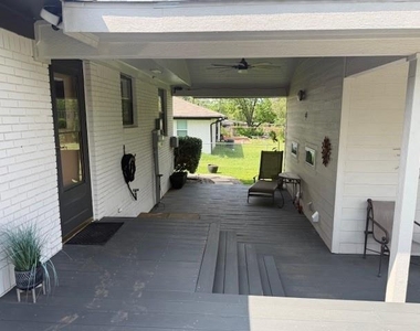 436 Degan Avenue - Photo Thumbnail 20