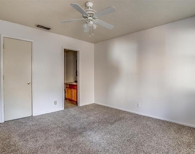 6530 Fall Creek Highway - Photo Thumbnail 13