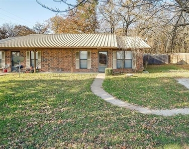 6530 Fall Creek Highway - Photo Thumbnail 1