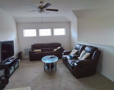 9712 Quail Pointe Road - Photo Thumbnail 12