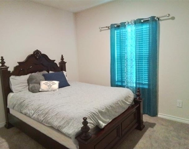 9712 Quail Pointe Road - Photo Thumbnail 11