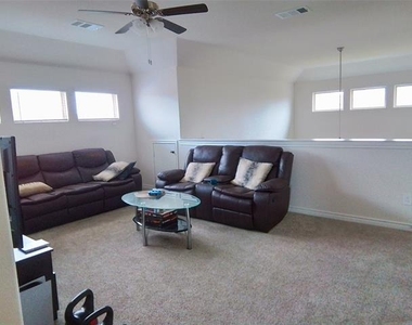 9712 Quail Pointe Road - Photo Thumbnail 13