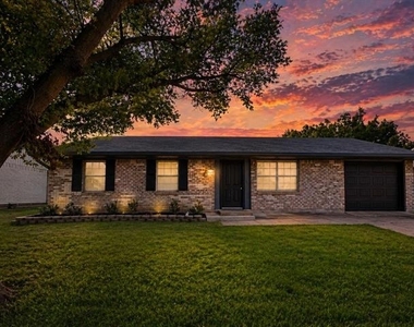 409 Starling Drive - Photo Thumbnail 1