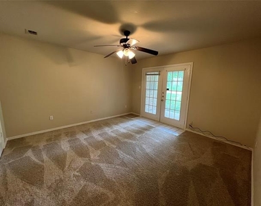 1809 Park Place - Photo Thumbnail 6