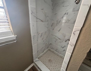 5025 Winder Court - Photo Thumbnail 8