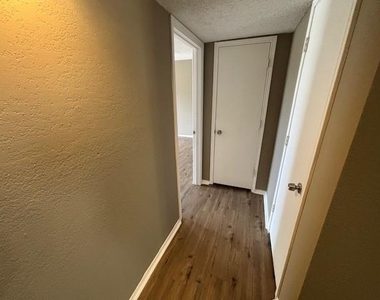 5025 Winder Court - Photo Thumbnail 4