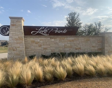 304 Community Drive - Photo Thumbnail 27