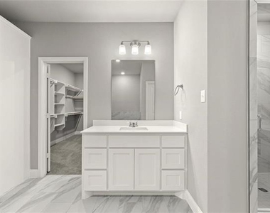 304 Community Drive - Photo Thumbnail 15