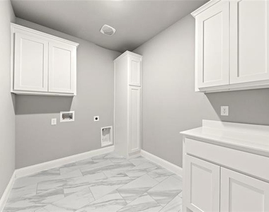 304 Community Drive - Photo Thumbnail 23