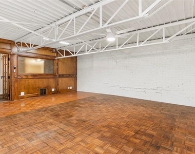 306 S Walton Street - Photo Thumbnail 17