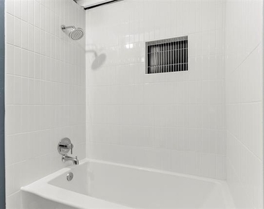 306 S Walton Street - Photo Thumbnail 15