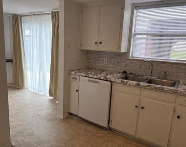 5357 Wonder Drive - Photo Thumbnail 2