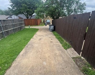 500 Scarlet Oak Street - Photo Thumbnail 26