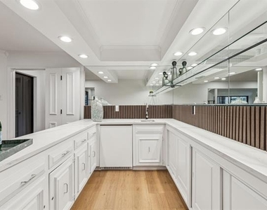 7420 Royal Lane - Photo Thumbnail 4