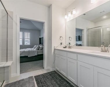 4503 Fossil Opal Lane - Photo Thumbnail 22