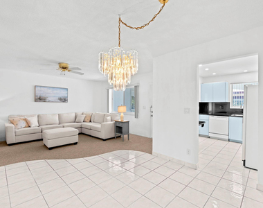 581 Blue Heron Drive - Photo Thumbnail 10