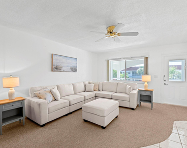 581 Blue Heron Drive - Photo Thumbnail 14