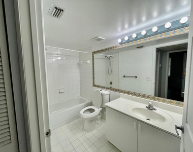 9615 Nw 1st Court - Photo Thumbnail 10