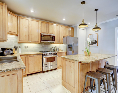 411 26th Street - Photo Thumbnail 18