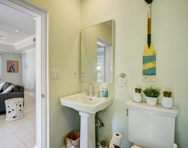 411 26th Street - Photo Thumbnail 31