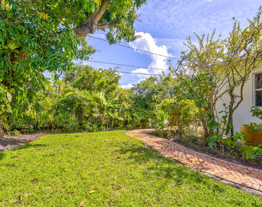 411 26th Street - Photo Thumbnail 41