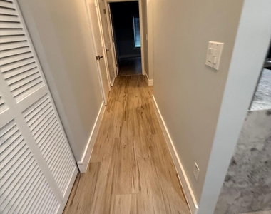1310 Sw 48th Terrace - Photo Thumbnail 21