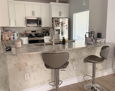 1310 Sw 48th Terrace - Photo Thumbnail 12