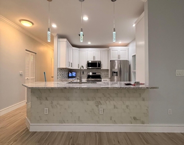 1310 Sw 48th Terrace - Photo Thumbnail 22
