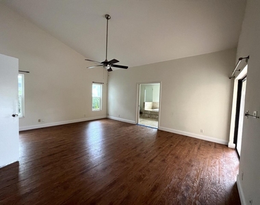 4020 Nw 24th Ter Terrace - Photo Thumbnail 19