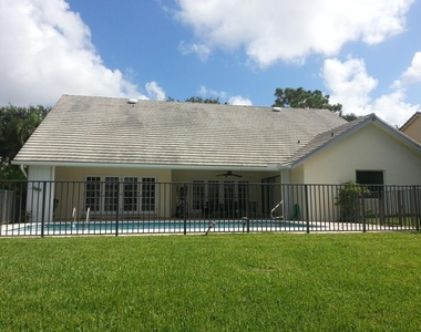 4020 Nw 24th Ter Terrace - Photo Thumbnail 2