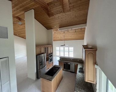 4020 Nw 24th Ter Terrace - Photo Thumbnail 10