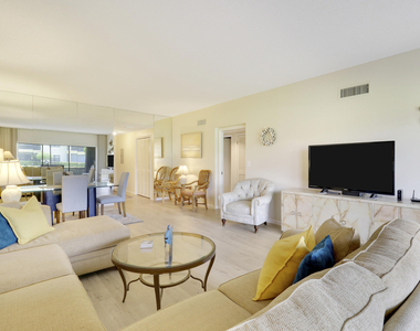 275 S Beach Road - Photo Thumbnail 8