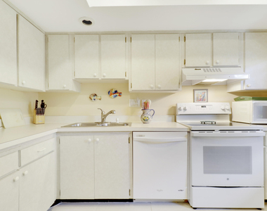 275 S Beach Road - Photo Thumbnail 18