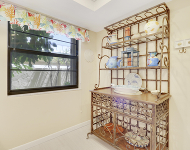 275 S Beach Road - Photo Thumbnail 21