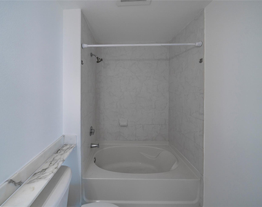 234 Ne 3rd Street - Photo Thumbnail 8