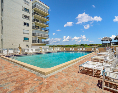 10200 S Ocean Drive - Photo Thumbnail 25